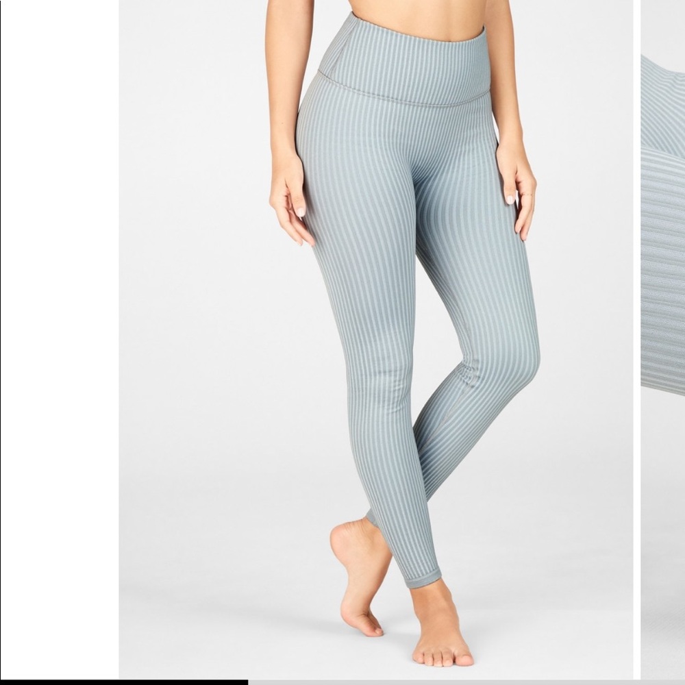 Fabletics High-Waisted Seamless Ribbed legging